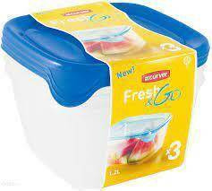 CURVER ZESTAW POJEMNIKÓW KWADRATOWYCH 
FRESH&GO 3X1,2L   /NIEBIESKI/ TRANSPARENTNY