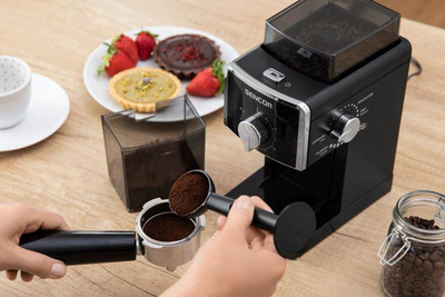 Elektryczny Młynek Żarnowy Sencor SCG 5050BK