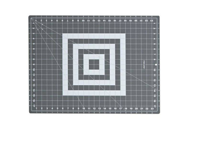 FISKARS MATA DO CIĘCIA 60x91cm - A1