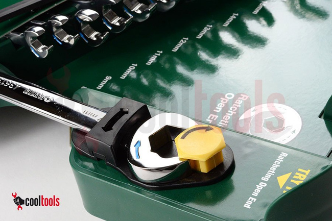 Zestaw kluczy płasko-oczkowych  SATA z podwójną grzechotką GearWrench 12 szt. SATA 09066