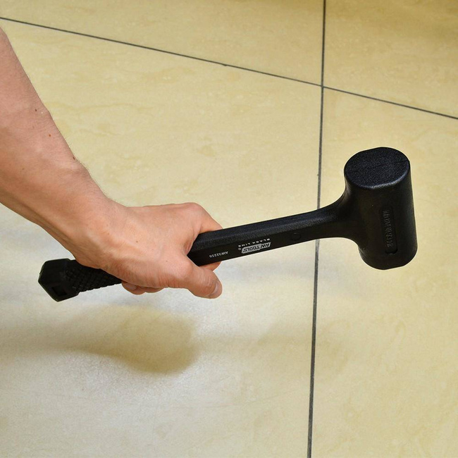 AWTOOLS MŁOTEK BEZODRZUTOWY FI=50mm  850g