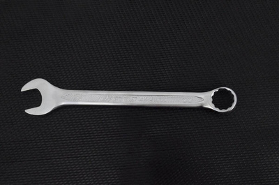 AWTOOLS KLUCZ PŁASKO-OCZKOWY CrV DIN3113 ROZMIAR: 50 (MM)