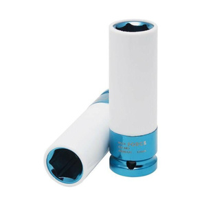 ROCKFORCE NASADKA 1/2" DŁUGA 6-K 17mm  DO ALUFELG Z TULEJĄ