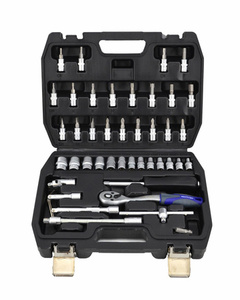 ADLER ZESTAW KLUCZY  1/4" 43el.